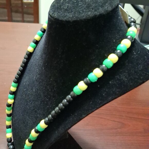 NECKLACE - Picture 2 of 4